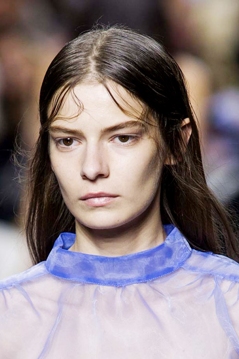 christopher-kane-ss15-wet-hair